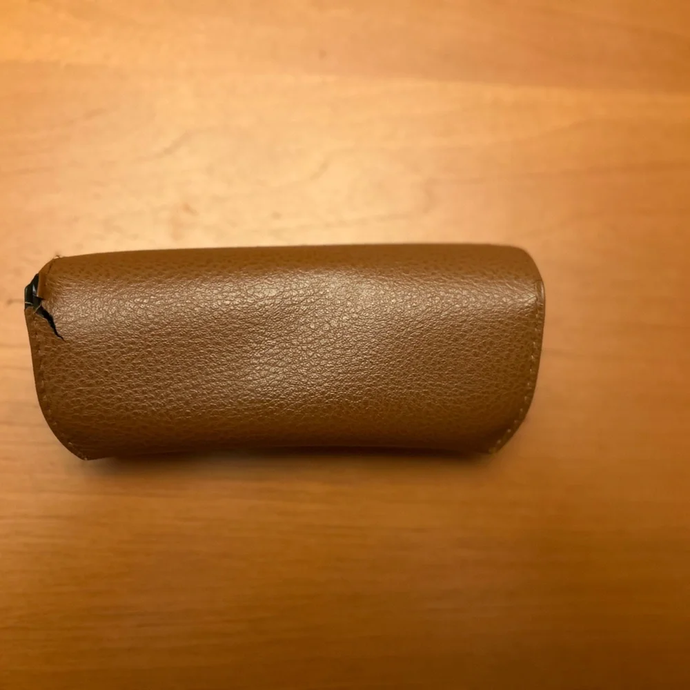 Ray-Ban Classic Black and Gold Wayfarer Sunglasses
